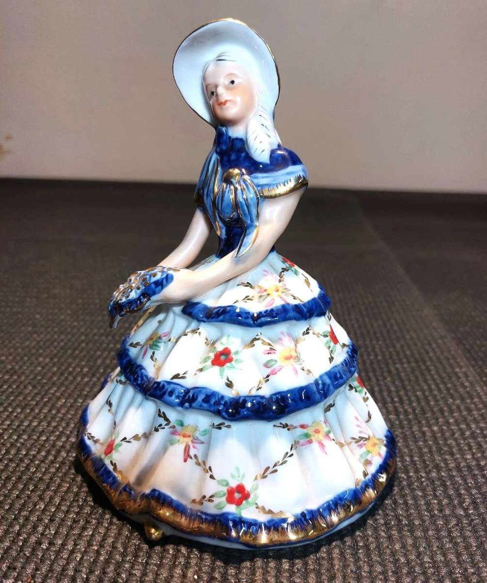 Porcelain & Ceramic KPM STYLE VICTORIAN DRESSED LADY HAND PAINTED